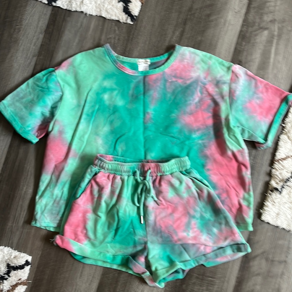Main Strip matching set. Size small.